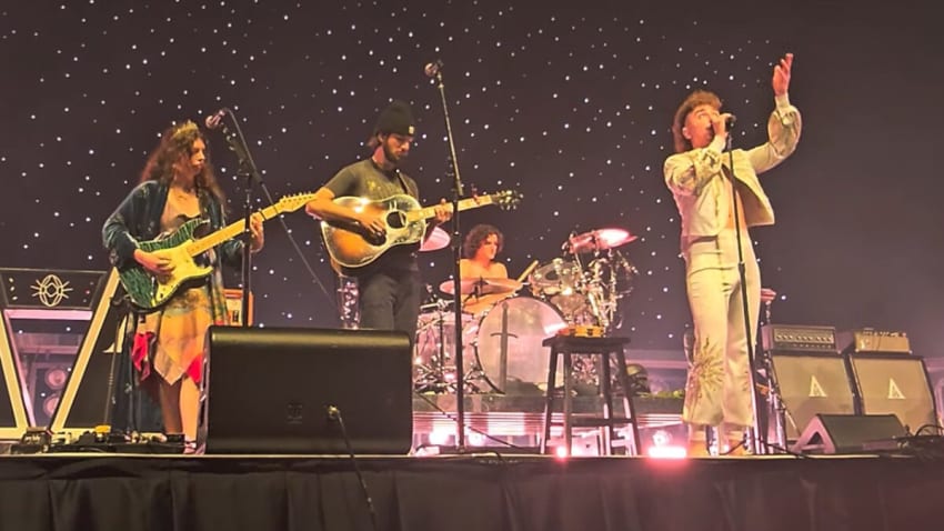 Watch Greta Van Fleet Cover Neil Young With Hannah Wicklund & Mt. Joy In Glasgow