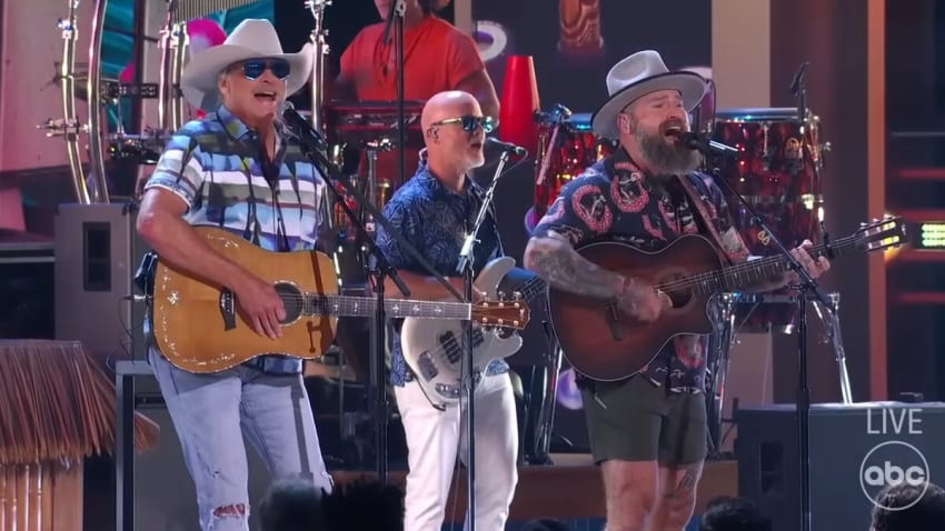 Watch Zac Brown, Alan Jackson, Kenny Chesney & Mac McAnally Honor Jimmy Buffett At CMAs