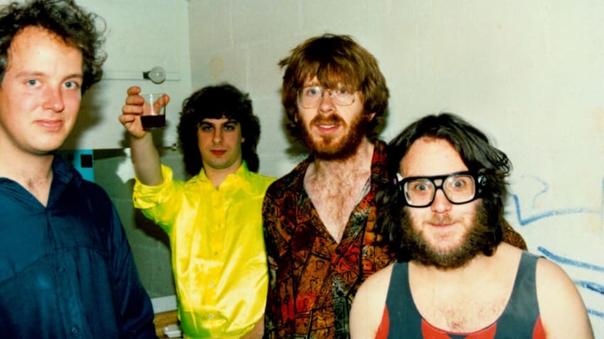 The Time Phish (Sort Of) Changed Their Name To ‘Mrs. Pizza Shit’