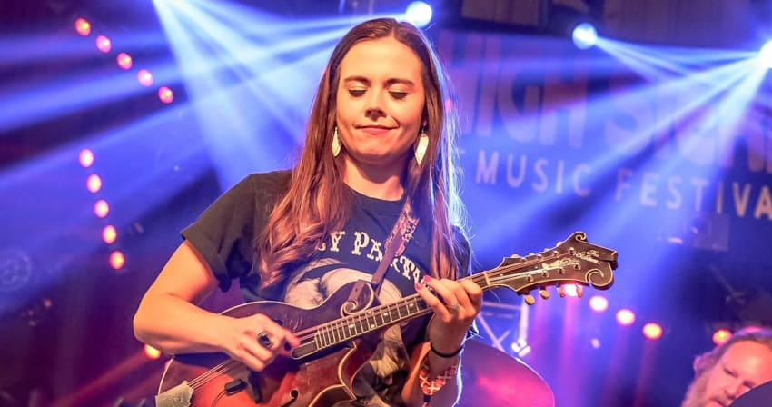 Buy Sierra Hull Tickets