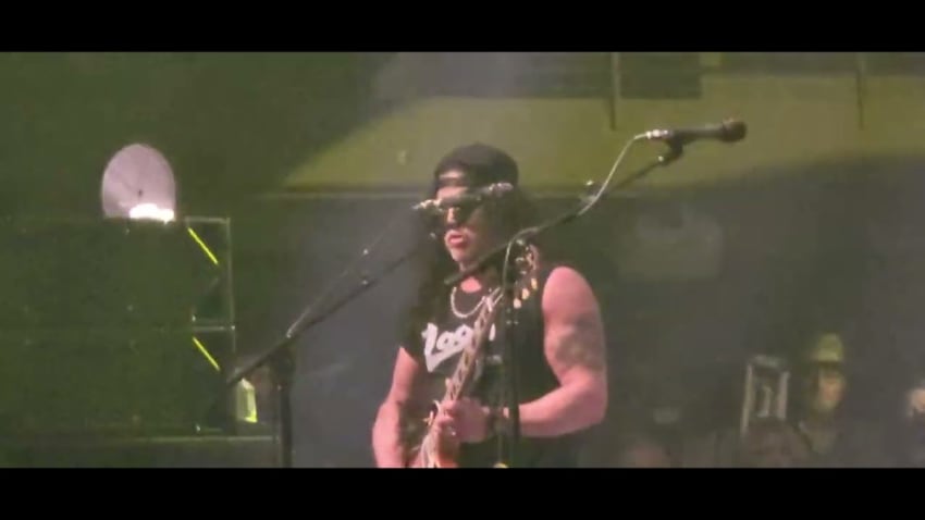 Gov't Mule, Slash, Myles Kennedy, Billy Gibbons / Simple Man / Xmas Jam 12/9/23