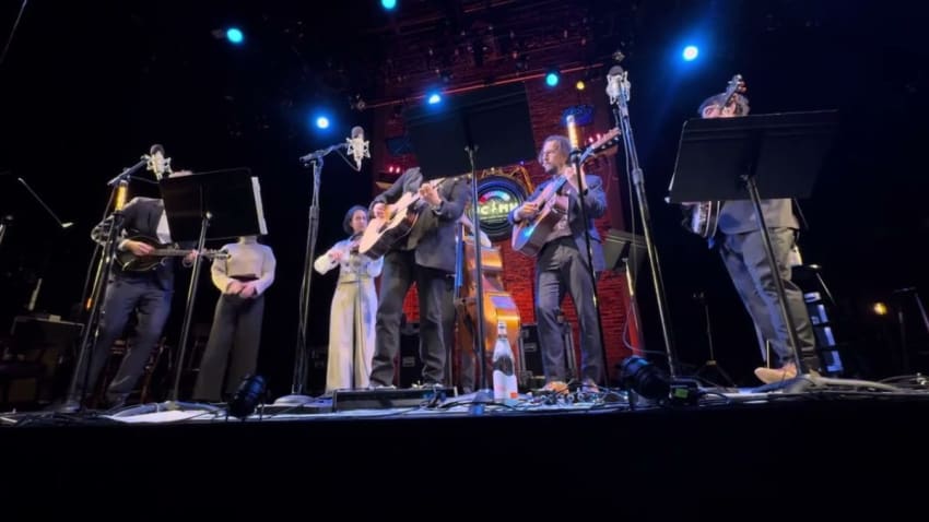 Pancho end Lefty - Energy Music Curfew Hour - Chris Thile w/ Jason Isbell 12/6/23 Minetta Theater