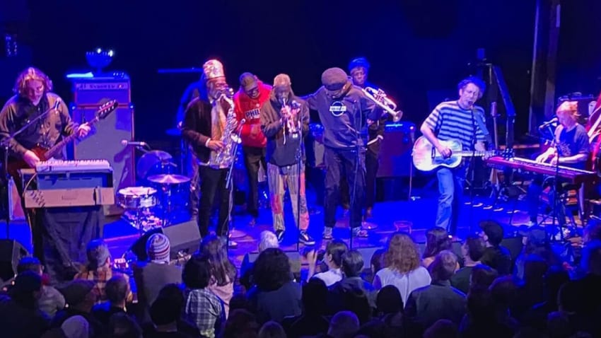 Yo La Tengo Kicks Off 2023 Hanukkah Run With Sun Ra Arkestra, John Early & Ladybug Transistor