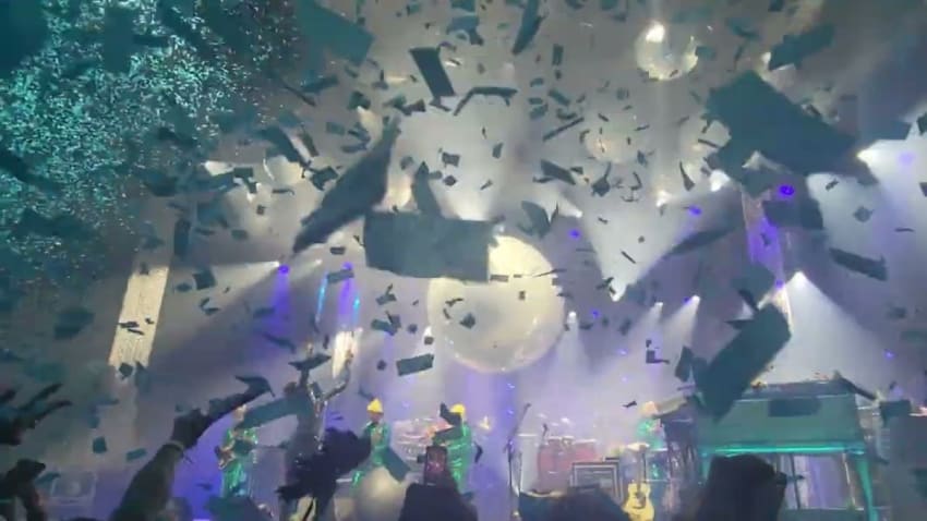 The String Cheese Incident - "Into The Blue" / NYE ball drop - Fox Theater Oakland 12/31/23