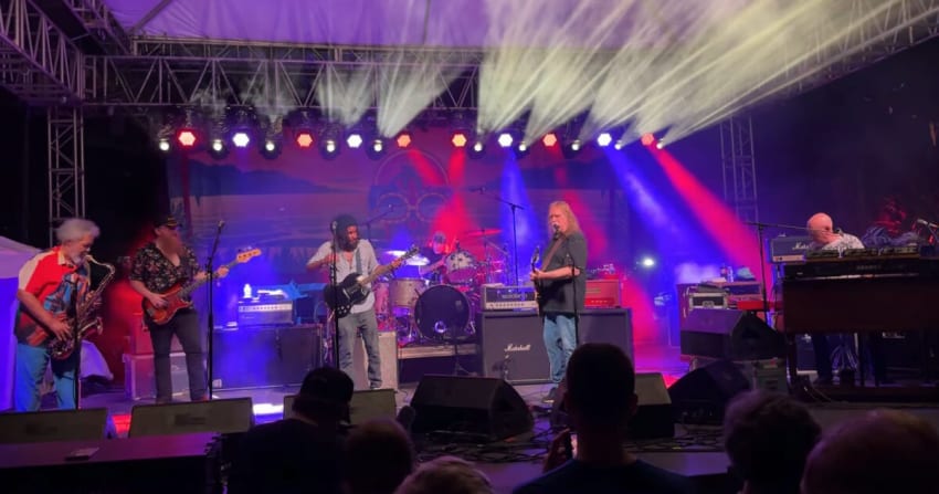 Govt Mule Ron Holloway Tash Neal Screen