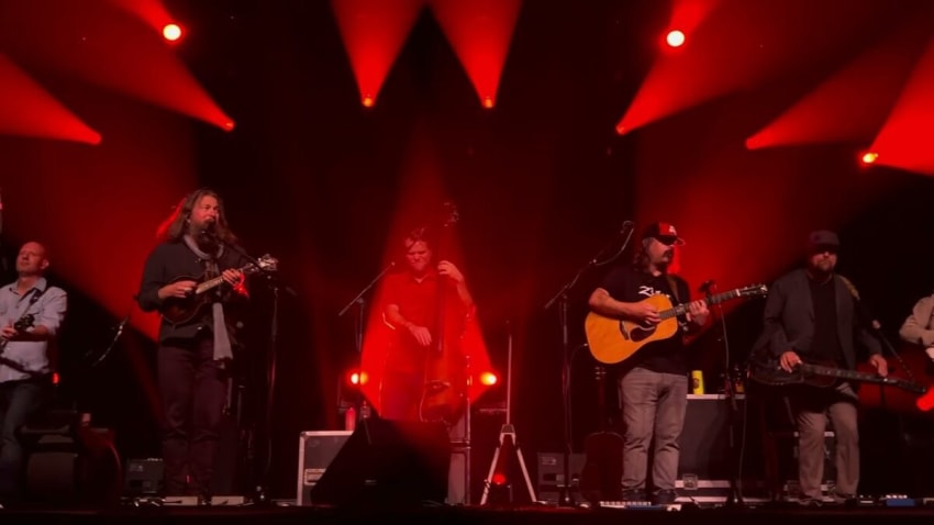 “War Pigs" [Enhanced Audio] - Greensky Bluegrass with Tom Hamilton - 2/3/2024 - Philadelphia