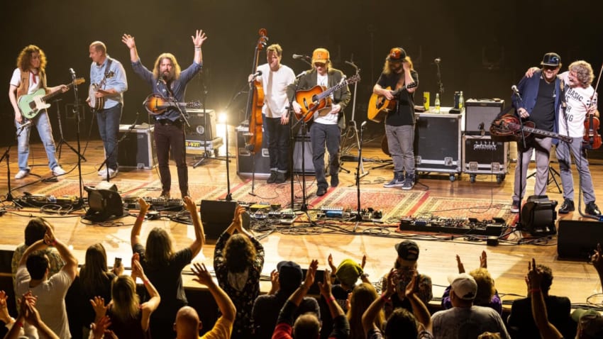 Watch Greensky Bluegrass Jam With Billy Strings, Sam Bush & Daniel Donato At Ryman Opener