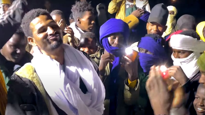 Watch Mdou Moctar’s Jubilant ‘Imouhar’ Performance ‘Live Outside The School’ In Agadez