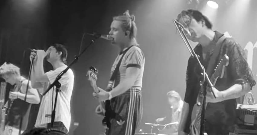 Fontaines DC Favourite Debut v2