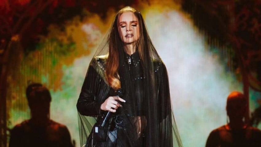 Lana Del Rey Announces 1st U.S. Stadium Headlining Concert