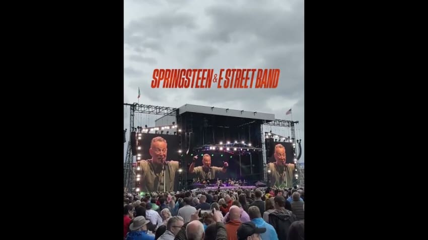 Bruce Springsteen - Santa Claus Is Coming To town 222 days early in Cork, Ireland🎅🏼 May 16 2024