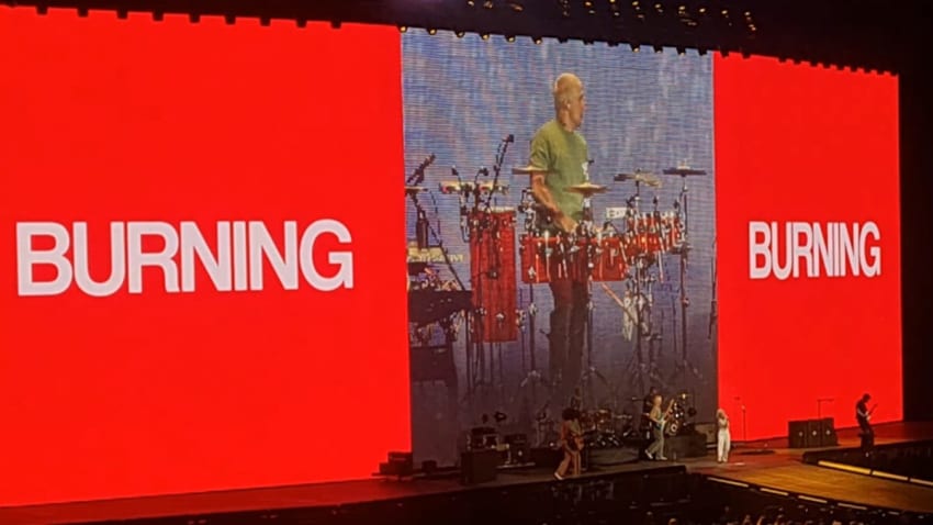 Paramore Covers Talking Heads’ ‘Burning Down The House’ Opening For Taylor Swift In France