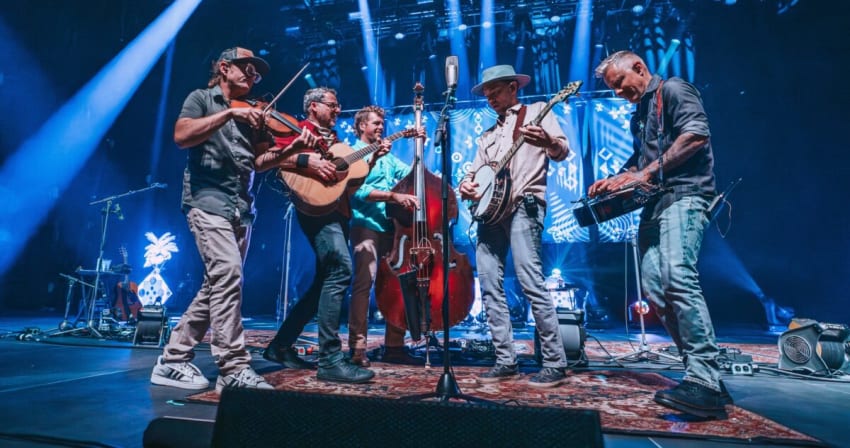 The Infamous Stringdusters live 2024