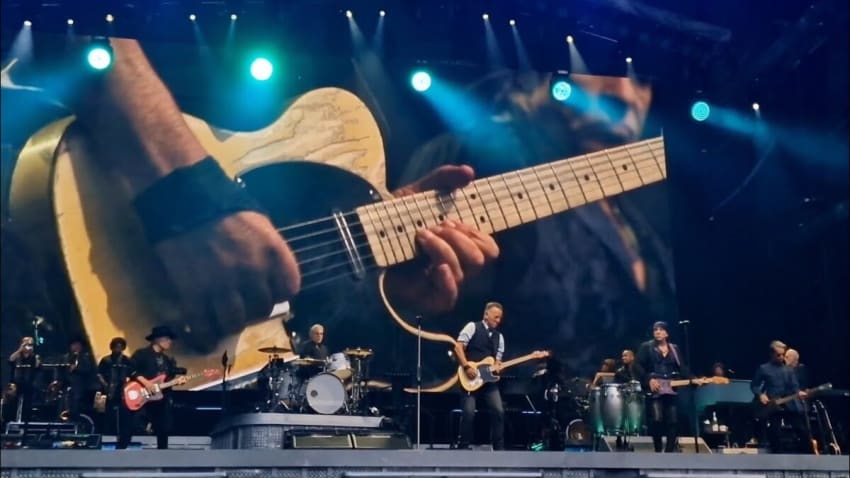 Bruce Springsteen and The E Street Band - Cover Me - Madrid 17/06/2024