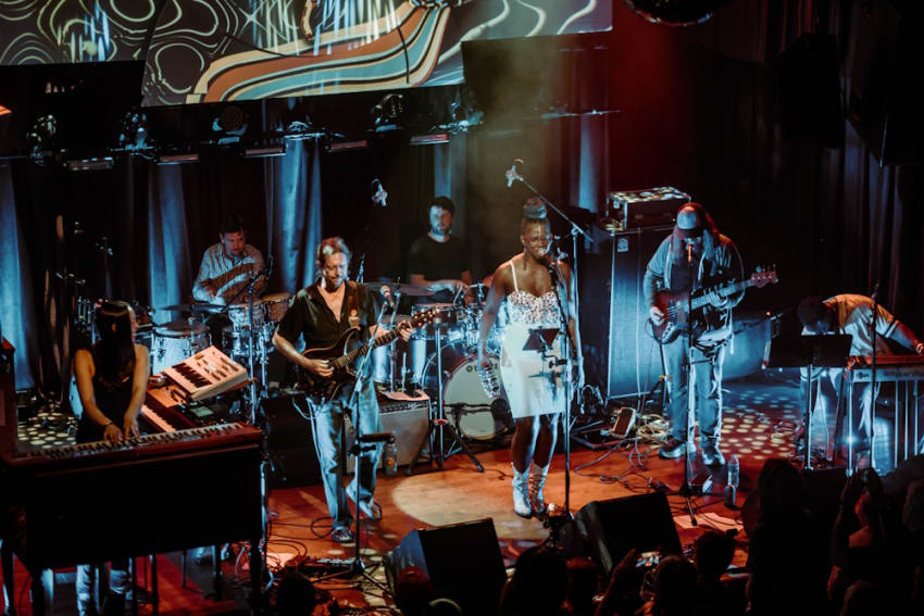 campfire classics set band