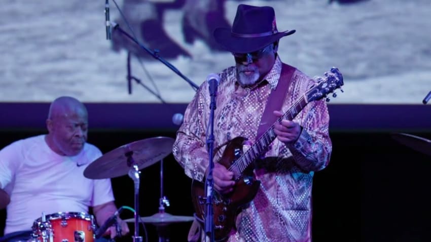 Friends of the Brothers with special guest JAIMOE - "Ain't Wasting Time No More"