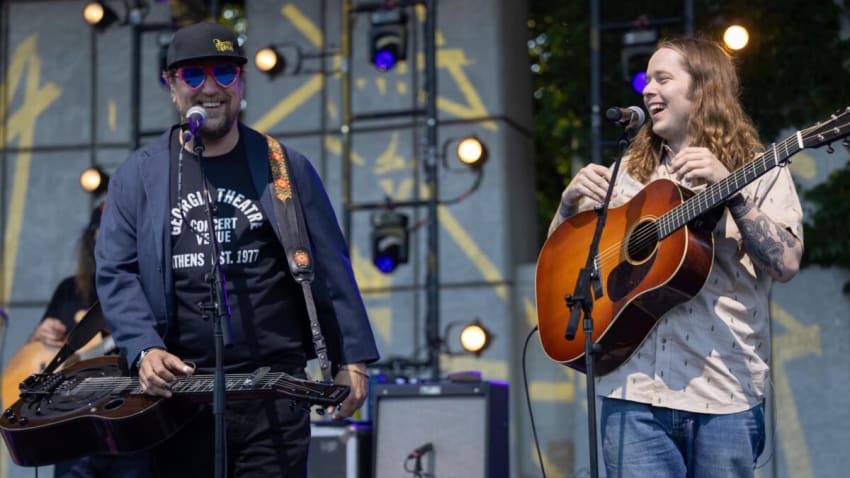 Michigan Magic: Billy Strings & Brian Oberlin Join Greensky Bluegrass In Grand Rapids