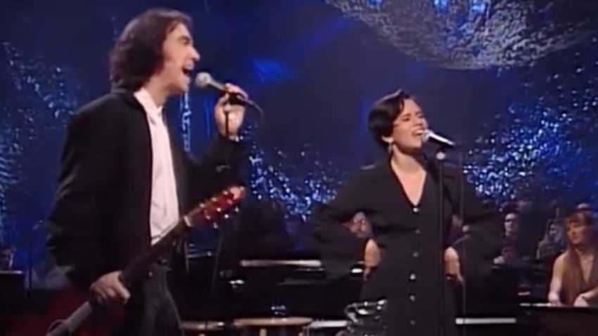 Listen To 10,000 Maniacs & David Byrne Cover Dolly Parton’s ‘Jolene’