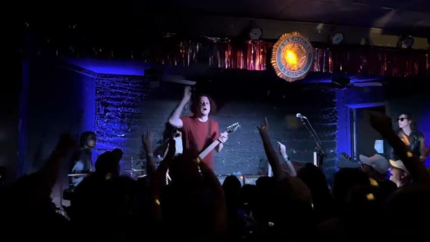Jack White Live Fell in Love With a Girl at American Legion Post 82