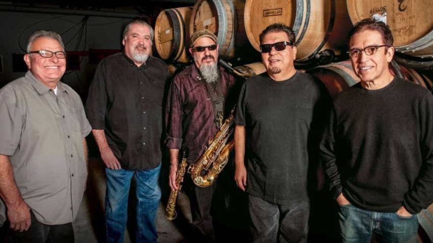 Los Lobos Expands 50th Anniversary Tour With 12 New Fall Dates