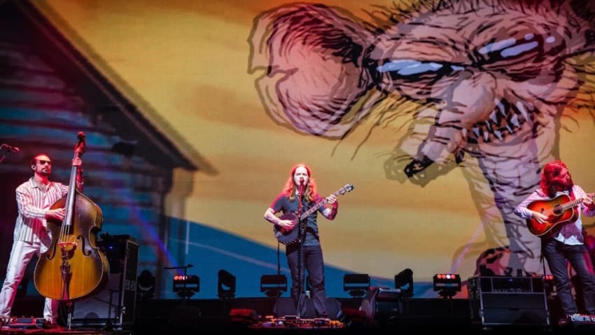 Billy Strings Takes New Single ‘Leadfoot’ For 1st Live Spin At Penn State