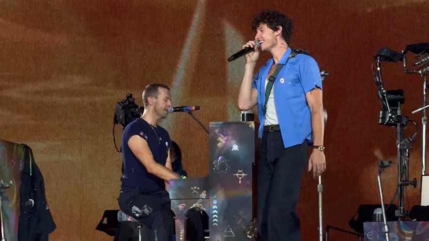 Watch Shawn Mendes Drop In On Coldplay’s Concert In Munich
