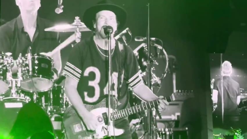 Pearl Jam -Live from Wrigley Field-Corduroy