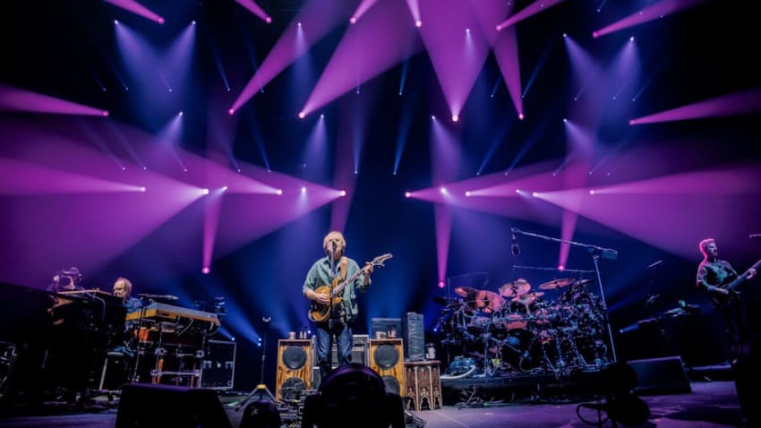 Phish Breaks Out 'Round Room' On Opening Night Of 2024 New Year's Eve Run At MSG