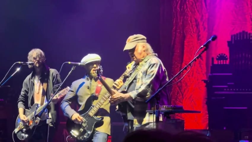 Neil Young & The Chrome Hearts - Everybody Knows This Is Nowhere 9-23-24 Port Chester NY