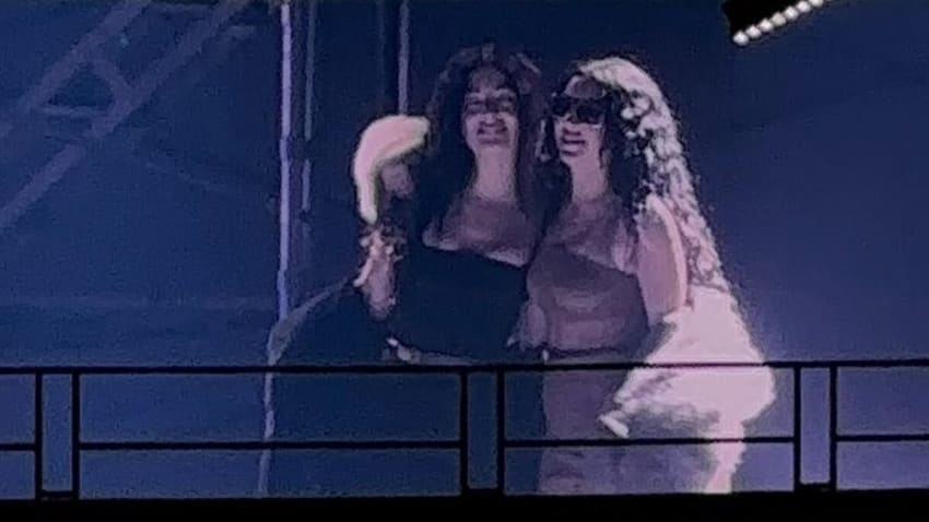 Charli XCX & Lorde - Girl, so confusing (Live Sweat Tour Madison Square Garden)