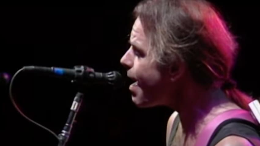 Watch Grateful Dead On Jubilant ‘Man Smart, Women Smarter’ Cover At Shoreline In 1989