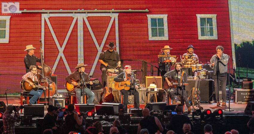 Buy Willie Nelson Tickets