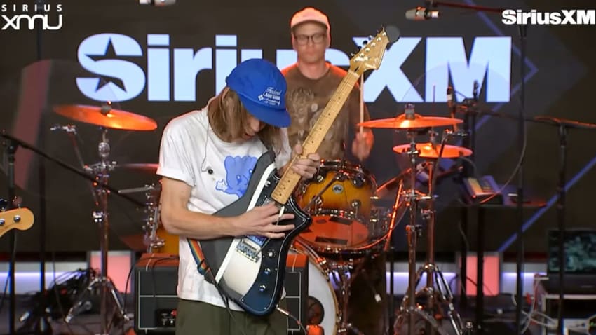 Watch DIIV’s Brooding Cover Of Pavement’s ‘Cream Of Gold’ At SiriusXM