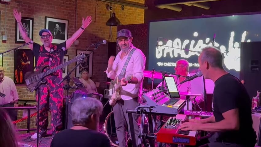 Marc Brownstein, Al Schnier, Joel Cummins & Vinnie Amico Rock Pink-Themed Songs At Garcia’s