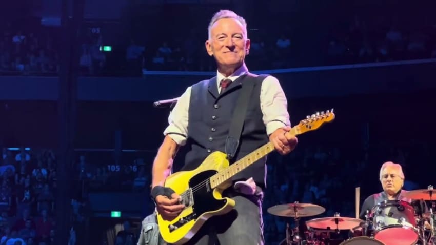 Bruce Springsteen and The E Street Band - “Thunder Road” - Montréal, Quebec - October 31, 2024