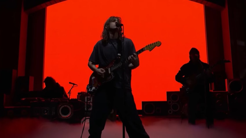 Mk.gee Performs New Song ‘ROCKMAN’ On ‘SNL’