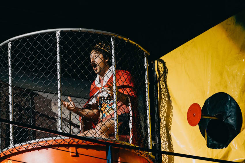 Goose King Dunk Tank 20241213-FoxAbby Fullsize