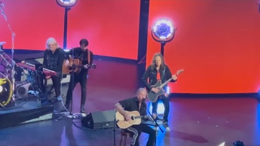 Metallica: Helpless (Acoustic) (AWMH - December 13, 2024 - Los Angeles)