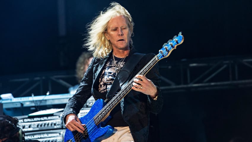 Tom Hamilton (Aerosmith)