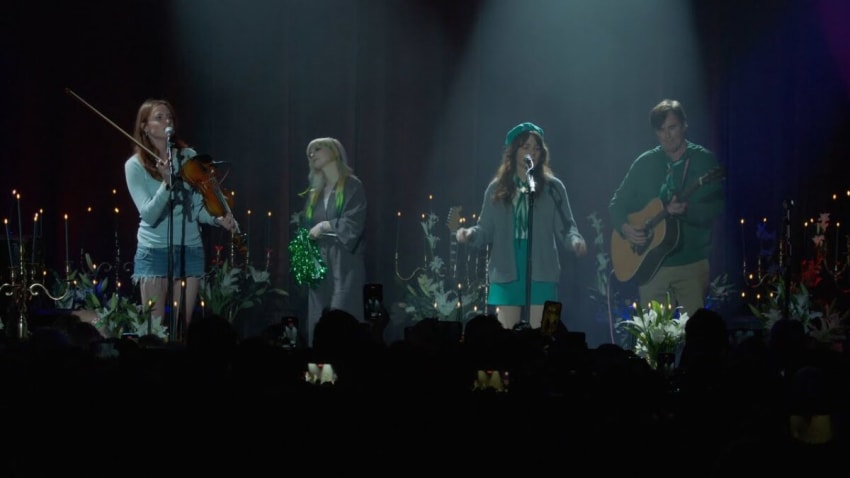 Jenny Lewis feat. Hayley Williams & Katie Gavin - "Let Me Back In" - G*ve A F*ck LA - Feb 5, 2025