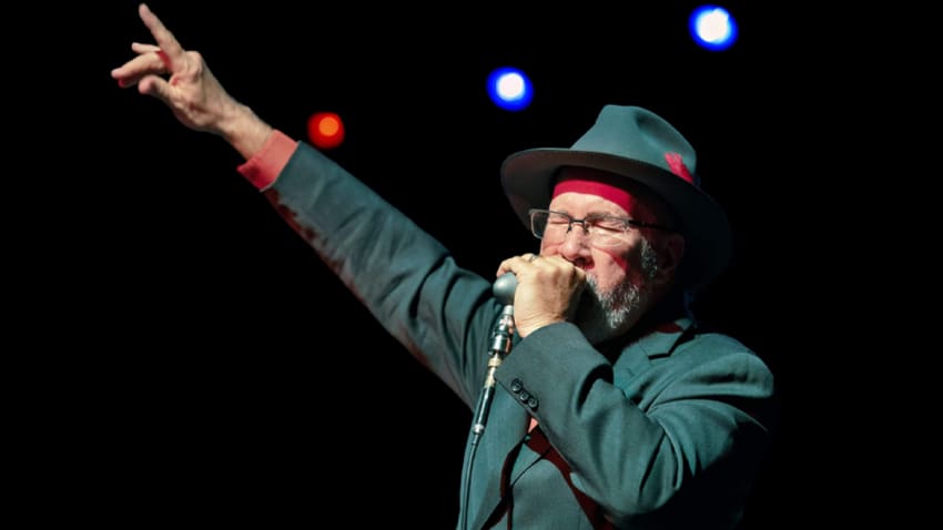 Mark Hummel’s Blues Harmonica Blowout