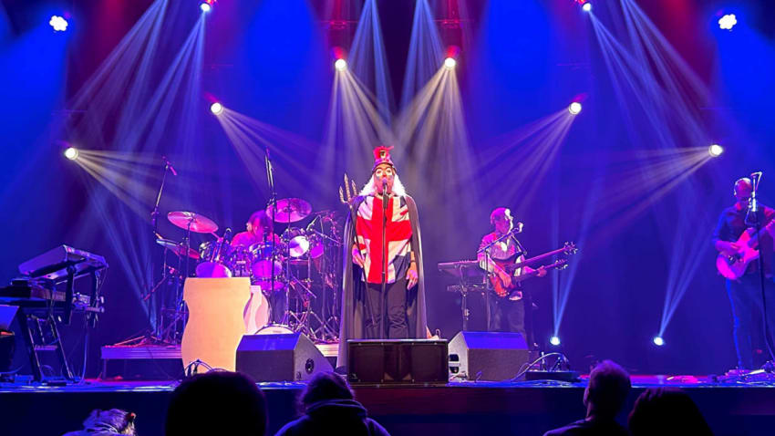 RAEL - A Genesis and Peter Gabriel Experience