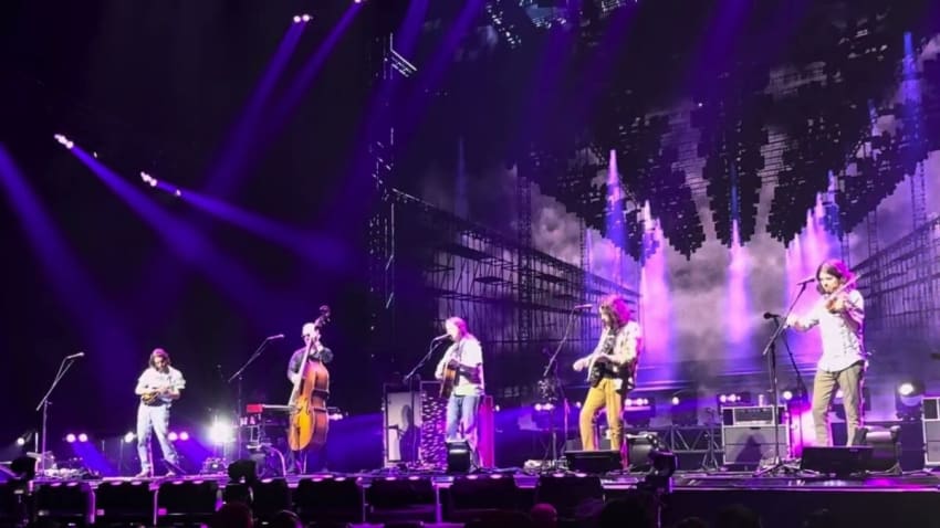 Billy Strings 4/9/25 “While I’m Waiting Here” at USF in Tampa,FL