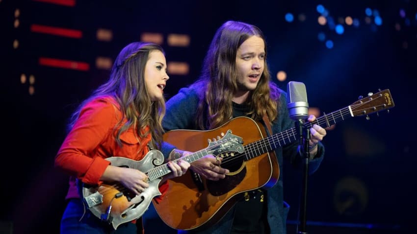 Billy Strings & Sierra Hull "Midnight on the Stormy Deep" | Austin City Limits Celebrates 50 Years