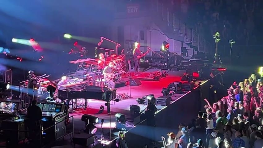 Phish - What's Going Through Your Mind - 04/18/25 - Climate Pledge Arena, Seattle, WA