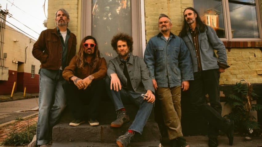 Dispatch Confirms First Studio Album In 4 Years 'Yellow Jacket' & Shares Rootsy 'Whisk Me Away' Single