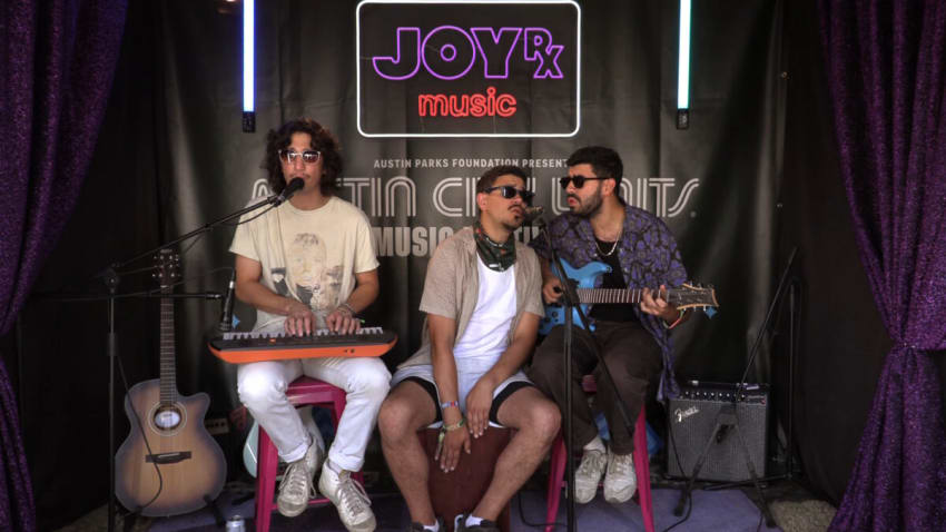 Watch Eggy Play ‘Waiting Game’ As Trio For JoyRx Music