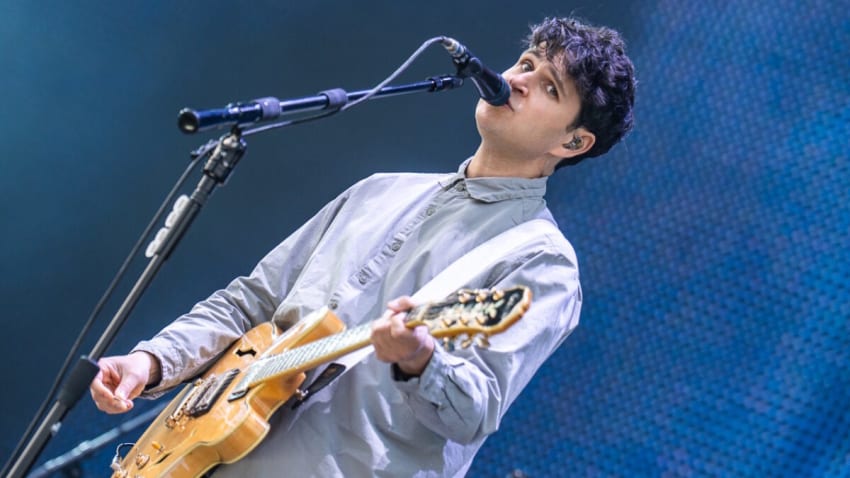 Vampire Weekend Covers Bruce Springsteen’s ‘I’m Goin’ Down’ In New Jersey