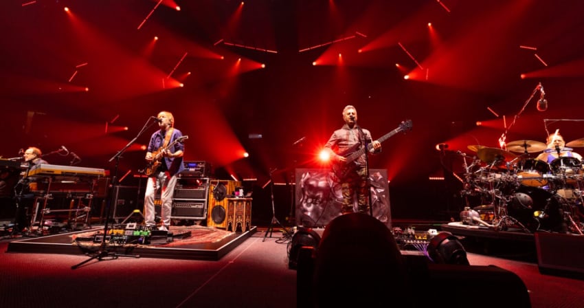phish-manchester-N2-2025-soja-001