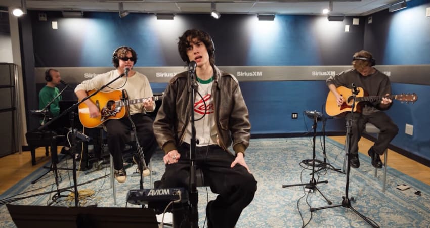 sombr fade into you siriusxm